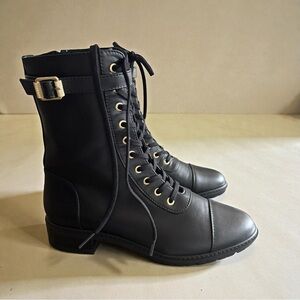 New in Box Stuart Weitzman Women's Thalia Combat Booties Black Size 8B